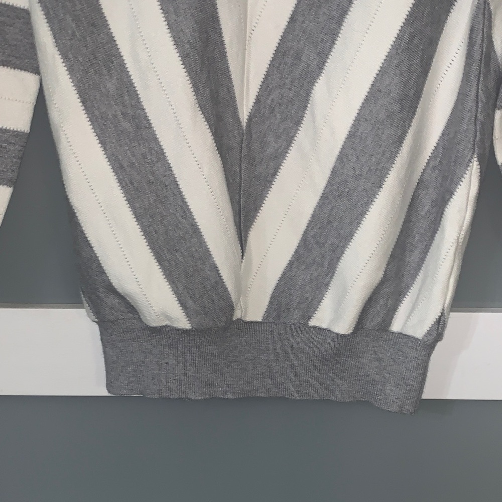 Chic V-Neck Gray and White Striped Sweater - Picture 2 of 5